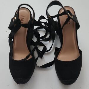 Elegant Black Espadrilles with Ankle Straps